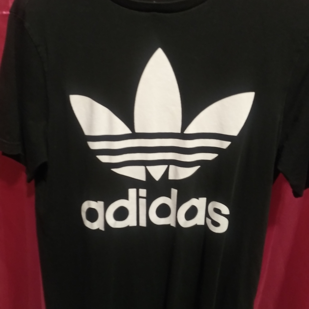 Mens Adidas black and white shirt